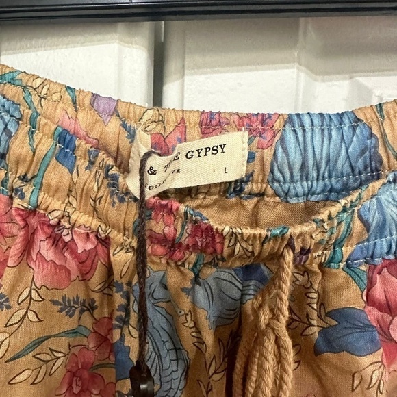 NEW NWT Spell & the Gypsy Seashell Maxi Skirt in Opal Size L - Picture 8 of 9